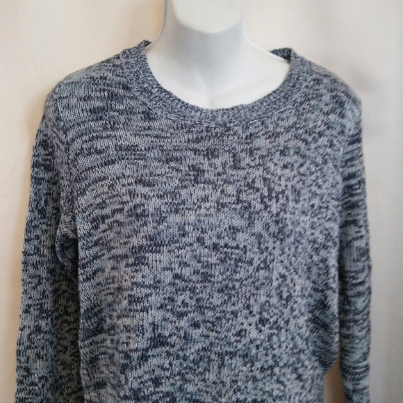 H&M Sweater Cropped to Waist , M - Picture 2 of 6